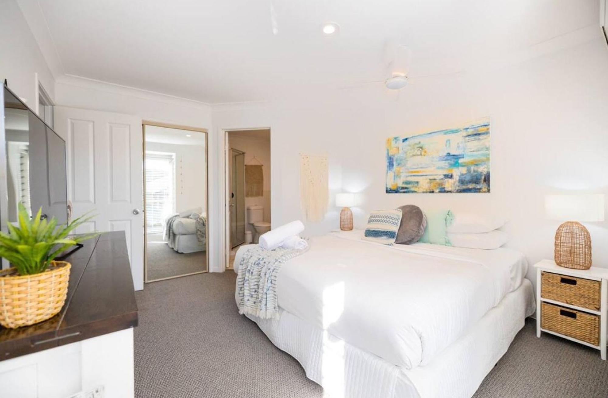 Byron Lakeside Holiday Apartments Byron Bay Kültér fotó
