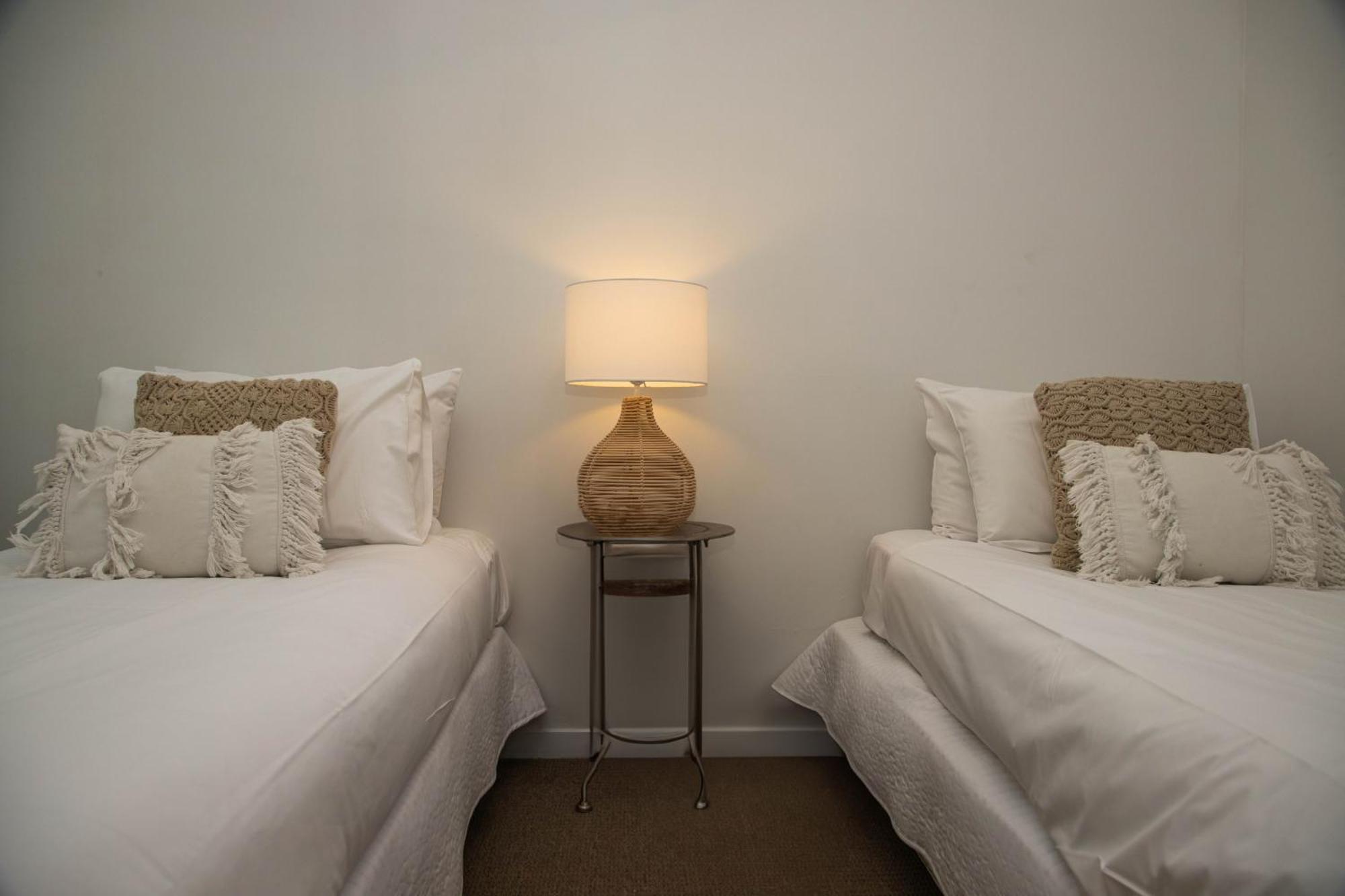Byron Lakeside Holiday Apartments Byron Bay Kültér fotó