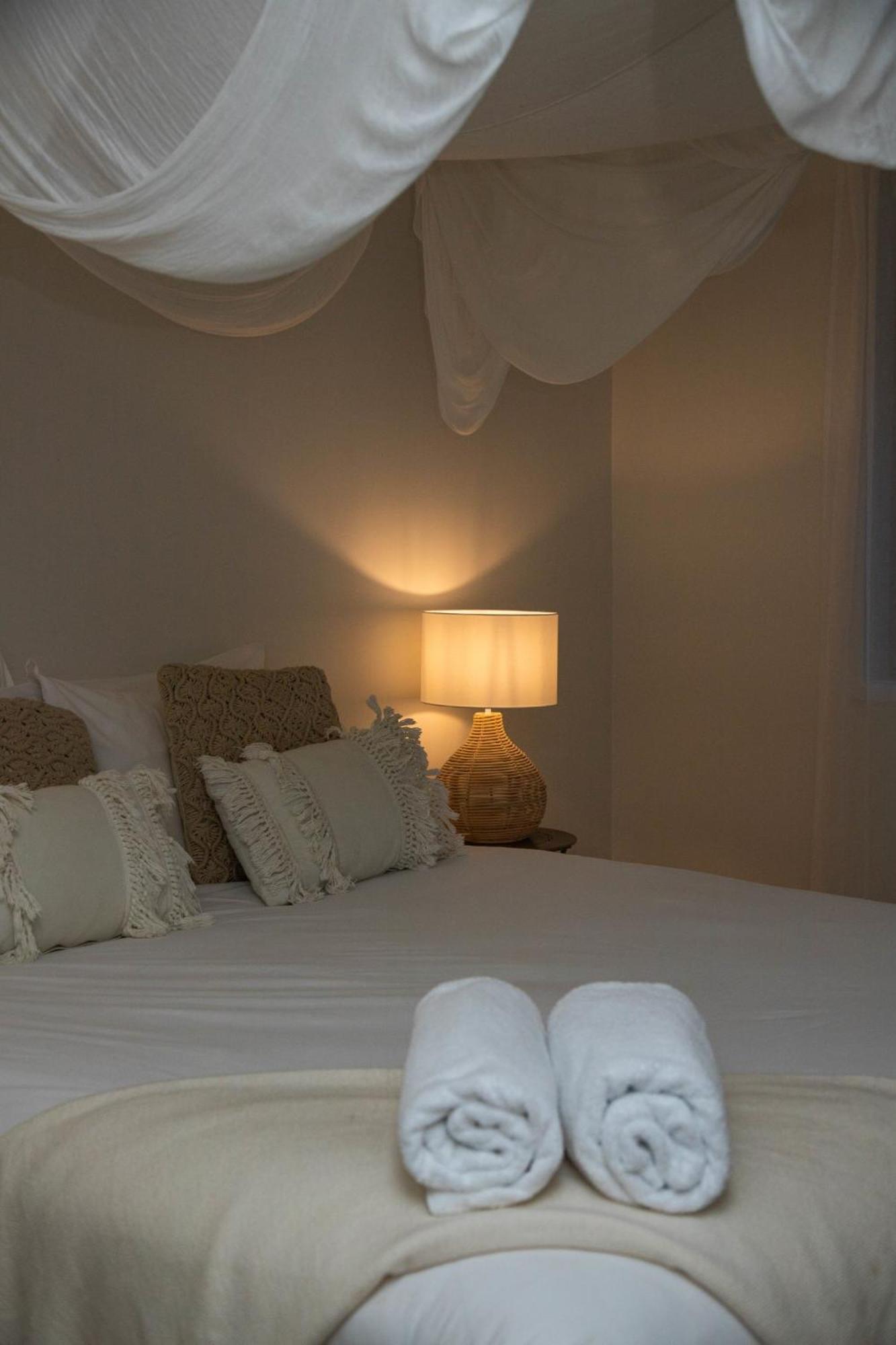 Byron Lakeside Holiday Apartments Byron Bay Kültér fotó