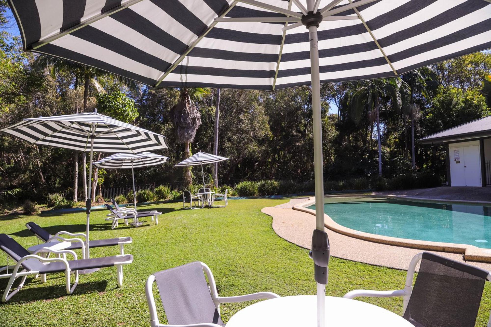 Byron Lakeside Holiday Apartments Byron Bay Kültér fotó